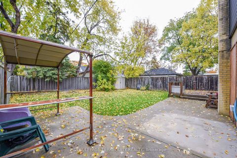 Photo 5 at 20 Hallow Crescent, Kipling, Toronto