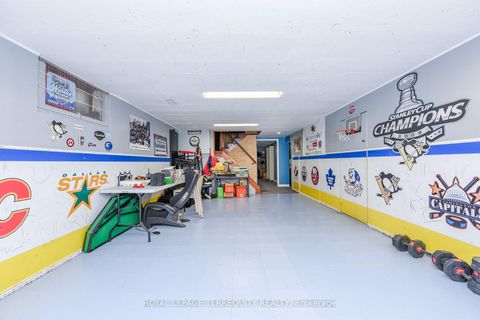 Photo 13 at 20 Hallow Crescent, Kipling, Toronto