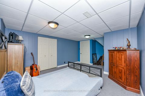 Photo 16 at 20 Hallow Crescent, Kipling, Toronto