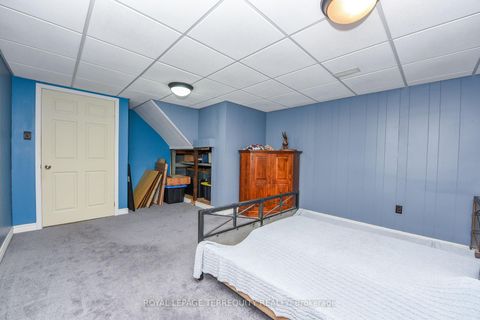 Photo 17 at 20 Hallow Crescent, Kipling, Toronto