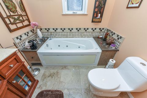 Photo 31 at 20 Hallow Crescent, Kipling, Toronto
