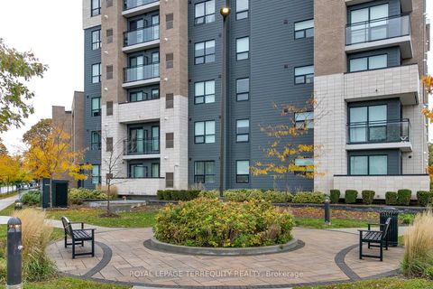 Photo 1 at 318 - 1 Falaise Road, West Hill, Toronto