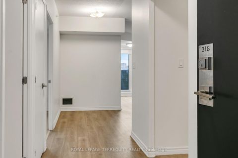 Photo 6 at 318 - 1 Falaise Road, West Hill, Toronto