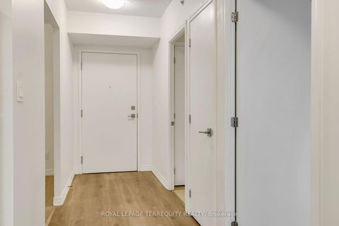 Photo 8 at 318 - 1 Falaise Road, West Hill, Toronto