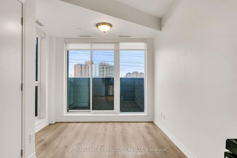 Photo 9 at 318 - 1 Falaise Road, West Hill, Toronto