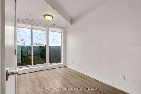 Photo 10 at 318 - 1 Falaise Road, West Hill, Toronto