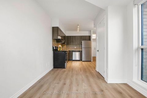 Photo 12 at 318 - 1 Falaise Road, West Hill, Toronto