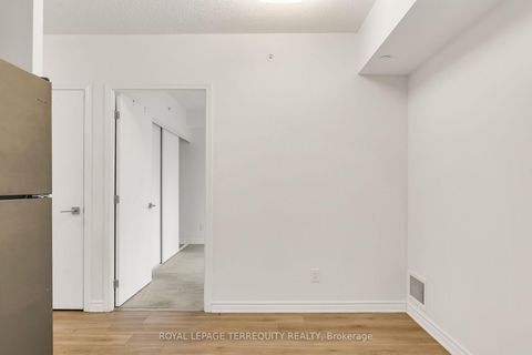 Photo 15 at 318 - 1 Falaise Road, West Hill, Toronto