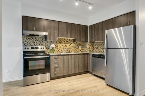 Photo 18 at 318 - 1 Falaise Road, West Hill, Toronto