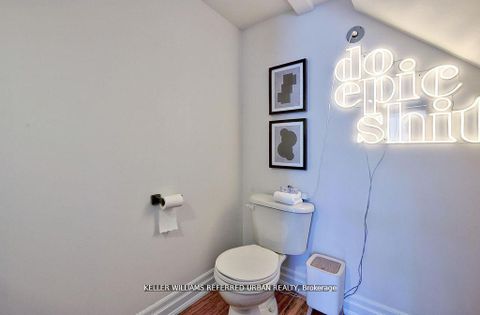 Photo 7 at 209 - 160 Baldwin Street, Chinatown, Toronto