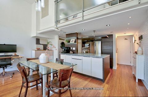 Photo 8 at 209 - 160 Baldwin Street, Chinatown, Toronto