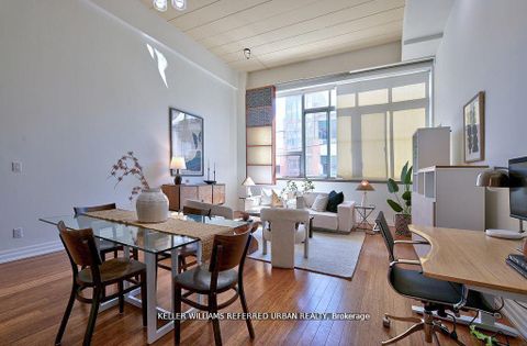 Photo 13 at 209 - 160 Baldwin Street, Chinatown, Toronto