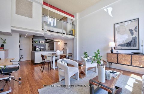 Photo 15 at 209 - 160 Baldwin Street, Chinatown, Toronto