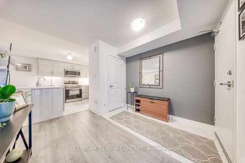 Photo 5 at 32 Magnolia Lane, Shore, Barrie