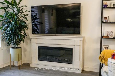 Photo 7 at 32 Magnolia Lane, Shore, Barrie