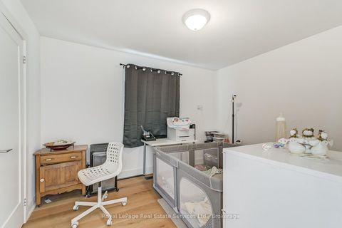 Photo 21 at 176 Leyton Avenue, Oakridge, Toronto
