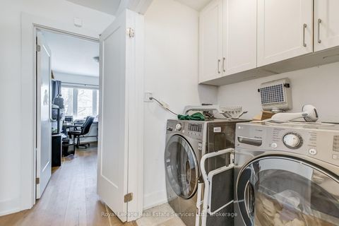 Photo 23 at 176 Leyton Avenue, Oakridge, Toronto