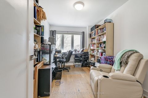 Photo 24 at 176 Leyton Avenue, Oakridge, Toronto