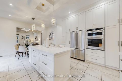 Photo 13 at 17 Tarmack Drive, Jefferson, Richmond Hill