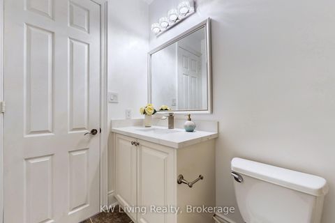 Photo 25 at 17 Tarmack Drive, Jefferson, Richmond Hill