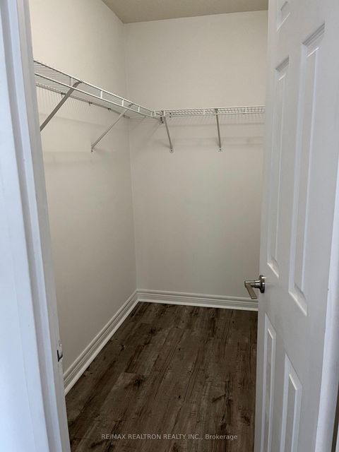 Photo 6 at 806 - 23 Hollywood Avenue, Willowdale East, Toronto