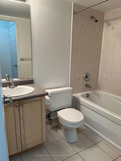 Photo 7 at 806 - 23 Hollywood Avenue, Willowdale East, Toronto