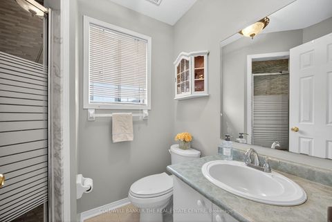 Photo 13 at 136 Violet Street, Holly, Barrie