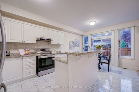 Photo 10 at 77 Saint James Avenue, Vellore Village, Vaughan