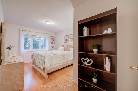 Photo 21 at 77 Saint James Avenue, Vellore Village, Vaughan