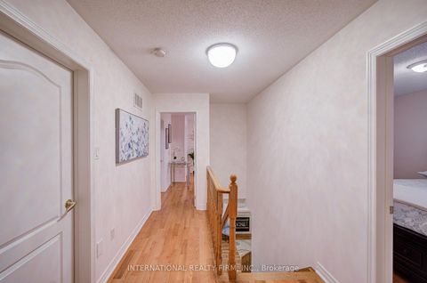 Photo 22 at 77 Saint James Avenue, Vellore Village, Vaughan
