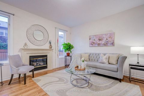 Photo 24 at 77 Saint James Avenue, Vellore Village, Vaughan