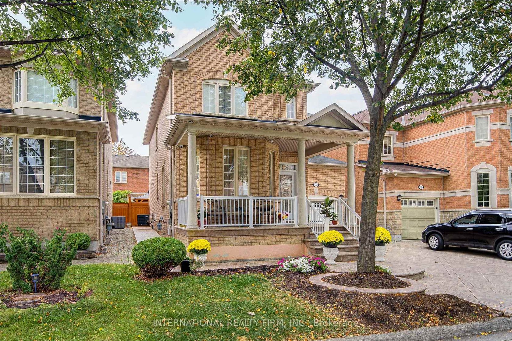 77 Saint James Avenue, Vellore Village, Vaughan photo number 2