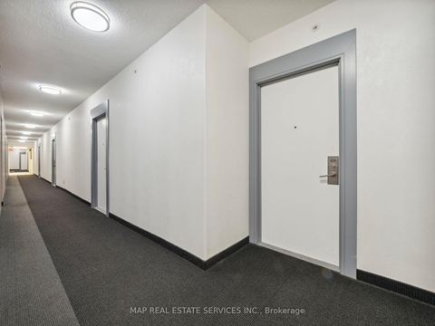 Photo 9 at 805 - 15 James Finlay Way, CFB, Toronto