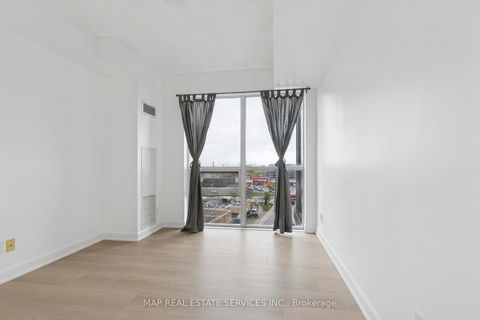 Photo 17 at 805 - 15 James Finlay Way, CFB, Toronto