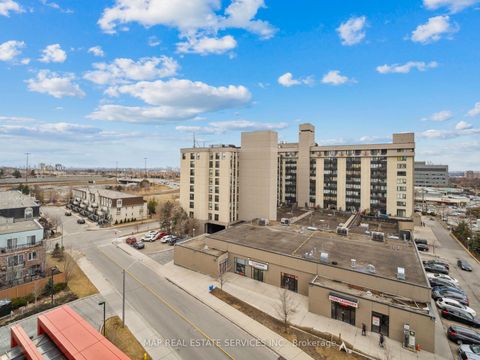 Photo 25 at 805 - 15 James Finlay Way, CFB, Toronto