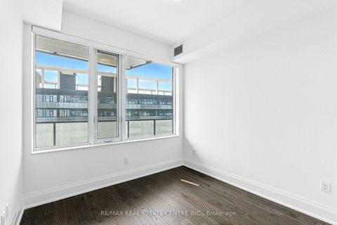 Photo 15 at 2013 - 470 Front Street W, Waterfront Communities C1, Toronto