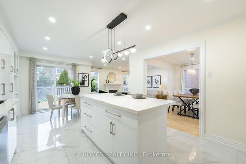 Photo 8 at 285 St. Joan Of Arc Avenue, Maple, Vaughan