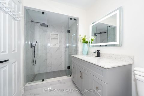 Photo 15 at 285 St. Joan Of Arc Avenue, Maple, Vaughan