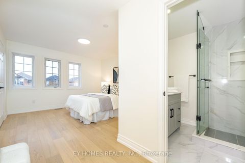 Photo 16 at 285 St. Joan Of Arc Avenue, Maple, Vaughan