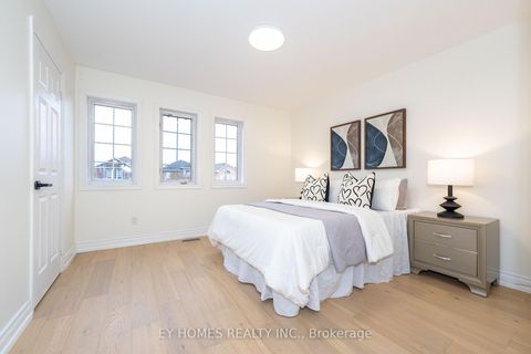 Photo 17 at 285 St. Joan Of Arc Avenue, Maple, Vaughan