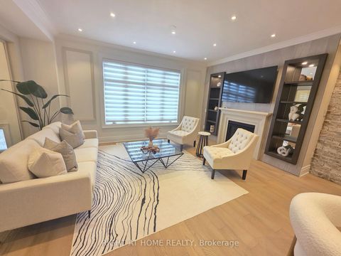 Photo 5 at 2251 Khalsa Gate E, WM Westmount, Oakville