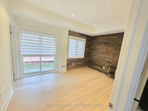 Photo 32 at 2251 Khalsa Gate E, WM Westmount, Oakville