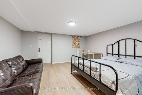 Photo 30 at 97 Lippincott Street, University, Toronto