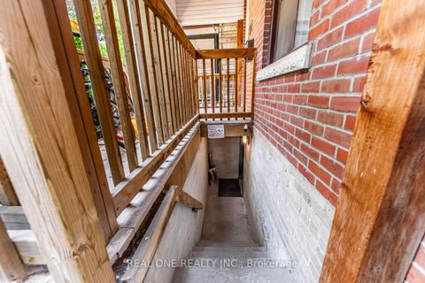 Photo 33 at 97 Lippincott Street, University, Toronto