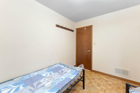 Photo 29 at 4 Greendowns Drive, Scarborough Village, Toronto