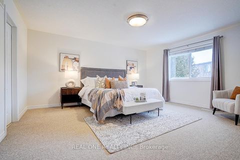 Photo 20 at 94 Barnwood Drive, Oak Ridges Lake Wilcox, Richmond Hill