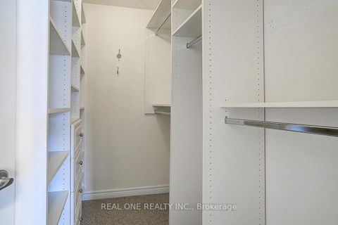 Photo 24 at 94 Barnwood Drive, Oak Ridges Lake Wilcox, Richmond Hill