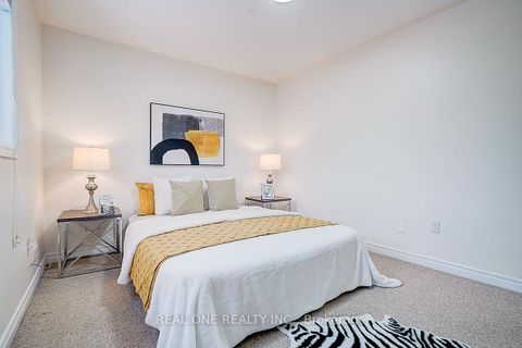 Photo 26 at 94 Barnwood Drive, Oak Ridges Lake Wilcox, Richmond Hill