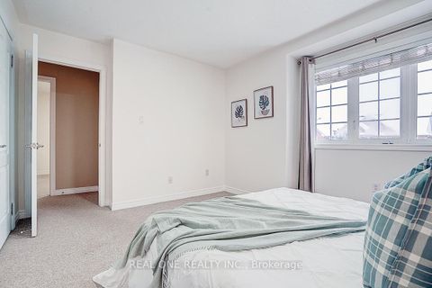 Photo 31 at 94 Barnwood Drive, Oak Ridges Lake Wilcox, Richmond Hill