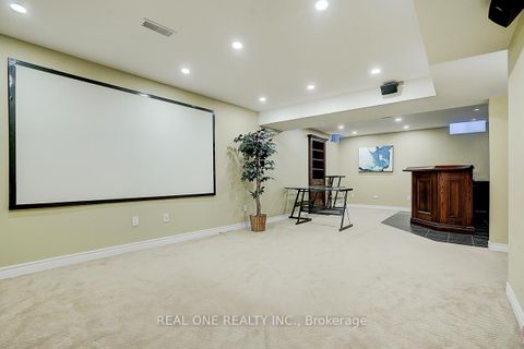 Photo 35 at 94 Barnwood Drive, Oak Ridges Lake Wilcox, Richmond Hill